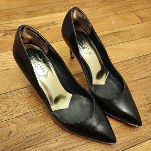 Ted Baker Black Heels Pointed Toe Gold accent Leather Size 36 5.5/6 GUC Izibela